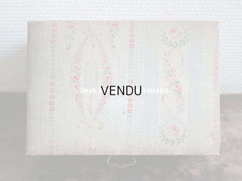 画像12: 1900年代 アンティーク カルトナージュチェスト  薔薇のガーランド