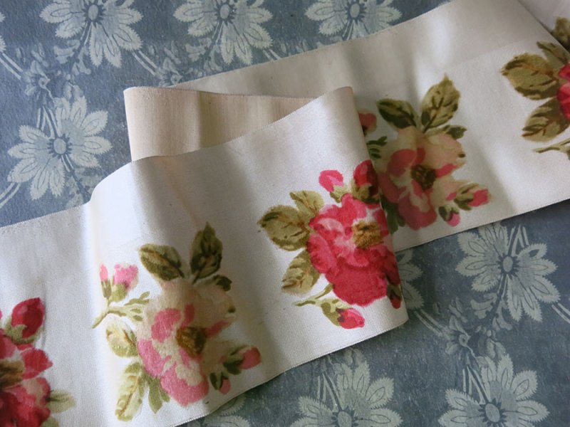 画像8: 19世紀 アンティーク シルク製 幅広リボン ベルベットの薔薇模様 13cm幅 175cm