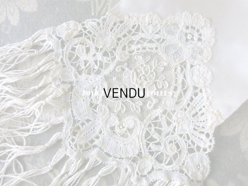 画像6: 1900年代 アンティーク ポワン・ド・ローズ&デュセスレースの装飾入り コミュニオンの腕章 【ポワン・ド・ローズ】