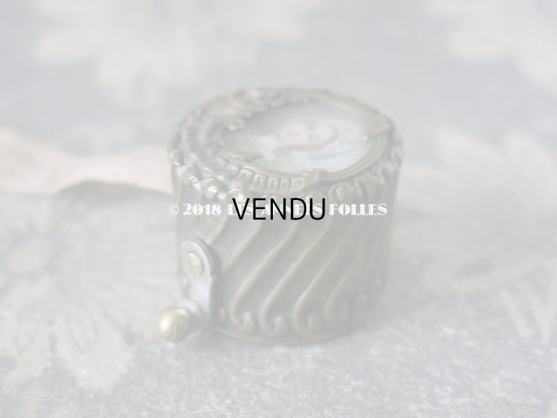 画像7: 【クリスマスセール2018対象外】 1900年代 アンティーク メジャー 少女の肖像画