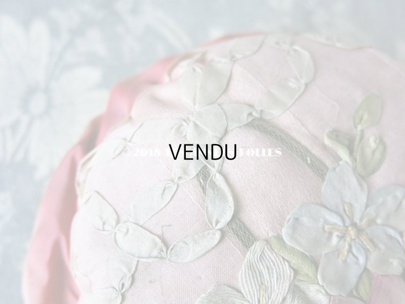 画像9: 【クリスマスセール2018対象外】 19世紀末 アンティーク ピンクッション 花かごのリボン刺繍