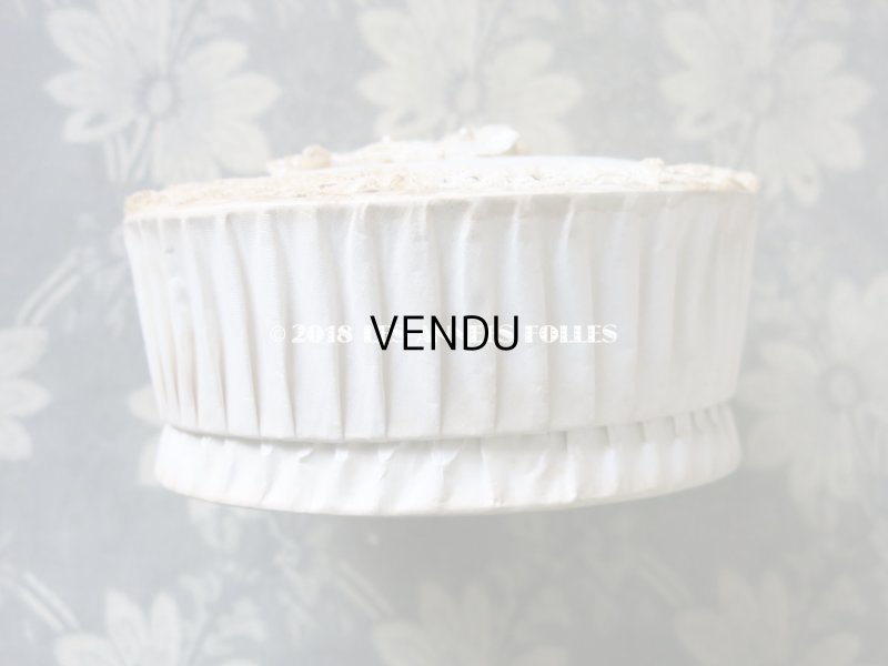 画像8:  【クリスマスセール2018対象外】 アンティーク ワックスフラワー付　ドラジェのお菓子箱 バテム レースペーパー付