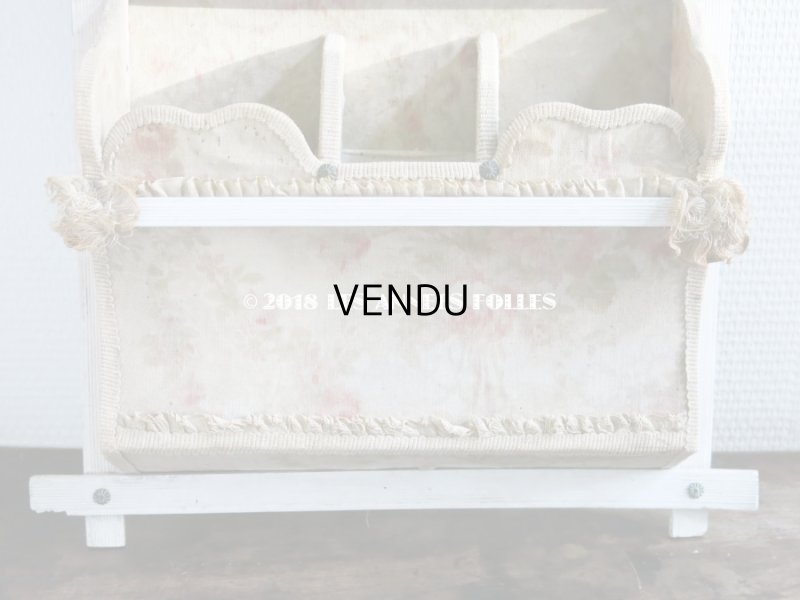 画像3: 1900年代 アンティーク　カルトナージュのラック ミラー付 フリル＆薔薇模様