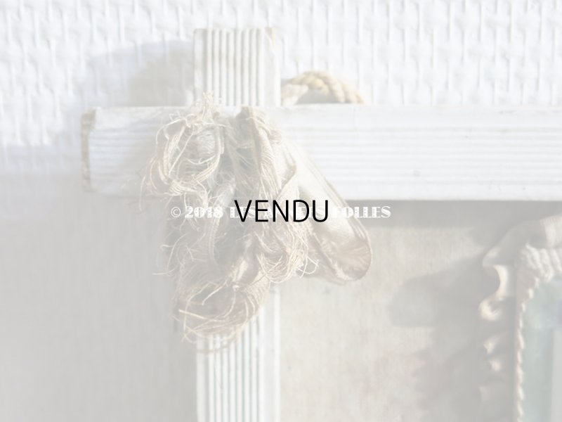 画像8: 1900年代 アンティーク　カルトナージュのラック ミラー付 フリル＆薔薇模様