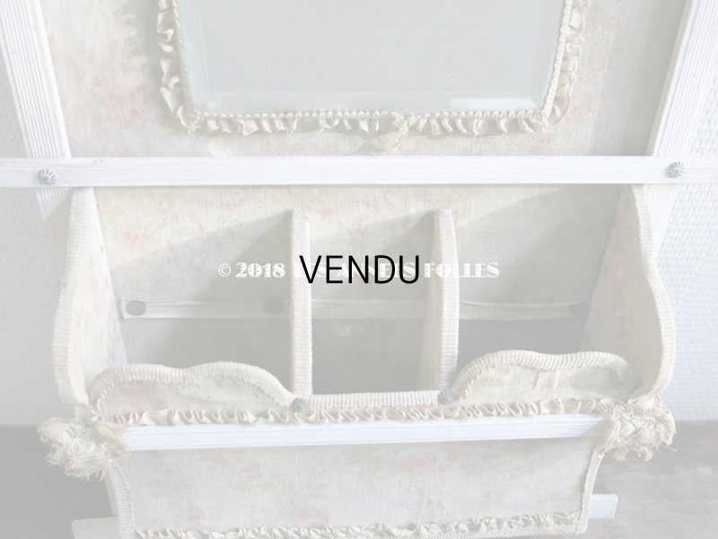 画像9: 1900年代 アンティーク　カルトナージュのラック ミラー付 フリル＆薔薇模様