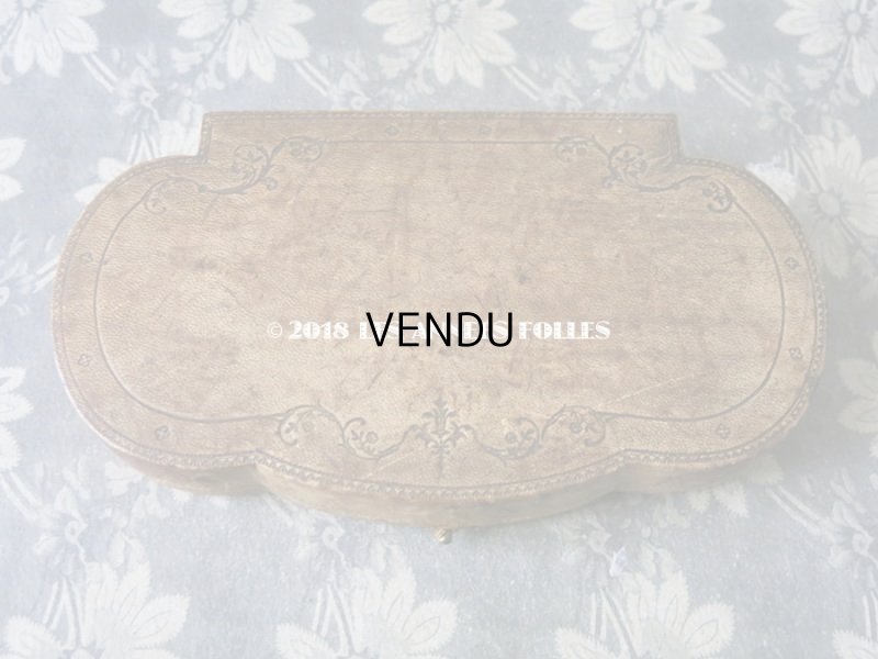 画像4: 1900年代 アンティーク シルバー製 リボン柄のソーイングセット 裁縫道具