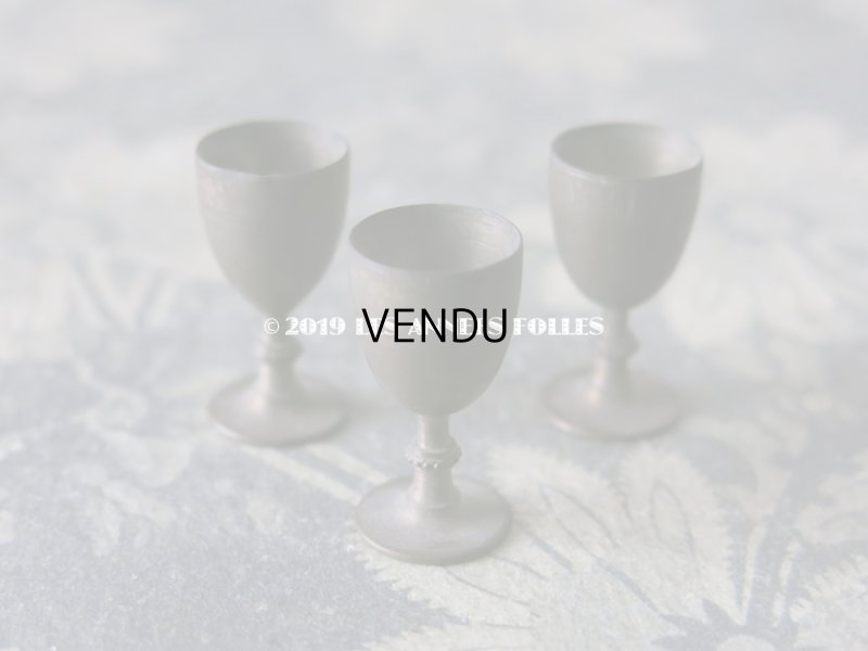 画像5: アンティーク ドール ミニョネット用 メタル製 とても小さなグラスのセット