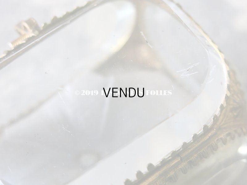 画像10: アンティーク 小さなジュエリーボックス 淡いグレイッシュブルーのシルク製クッション