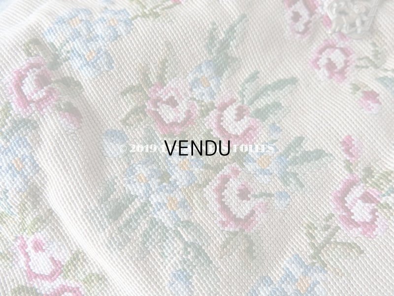 画像5: 19世紀末 アンティーク  オモニエール 薔薇模様 ニードルポイント 天使のモチーフ付 シャンパンゴールドのフレーム