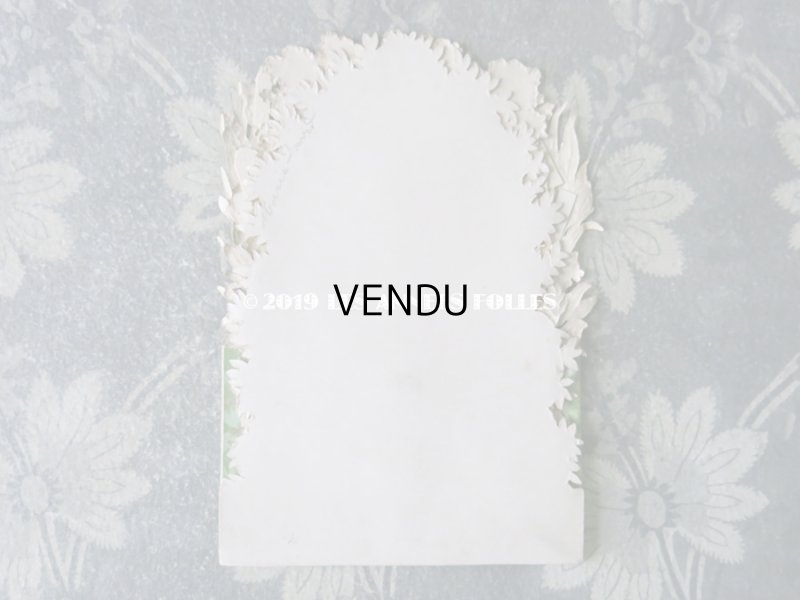 画像9: アンティーク  初聖体の立体カニヴェ 森の中のコミュ二オンの少女 鈴蘭&薔薇&勿忘草