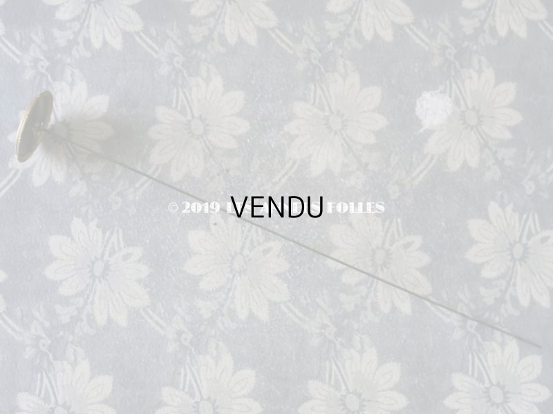 画像5: 1900年代 アンティーク ハットピン エパングル 大きなカット入りガラス エメラルドグリーン