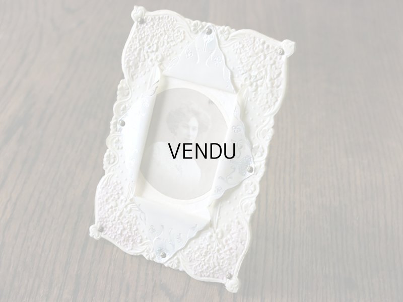 画像8: アンティーク セルロイドのフォトフレーム 薄紫色の菫