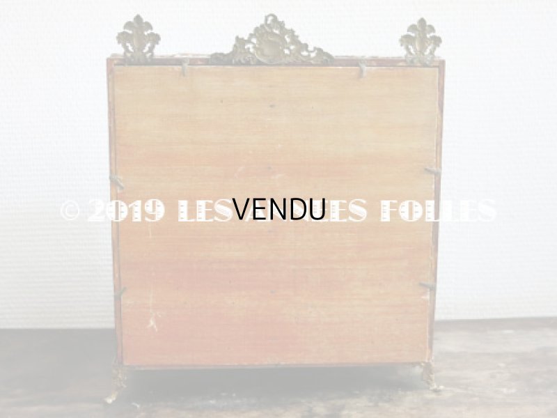 画像16: 19世紀末 アンティーク グローブ・ド・マリエ  ピンクのクッション＆ワックスフラワー 天使＆ロカイユ装飾のフレーム