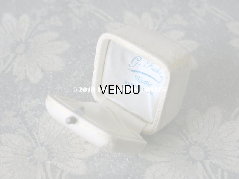 画像8: アンティーク 本革製 ジュエリーボックス 金彩入り オフホワイト リングボックス