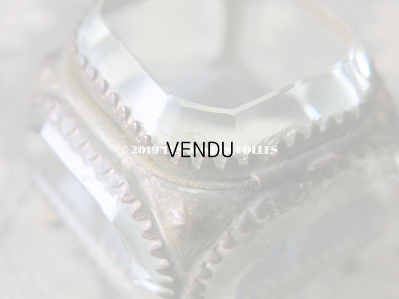 画像11: アンティーク 小さなジュエリーボックス グレイッシュブルーのシルク製クッション