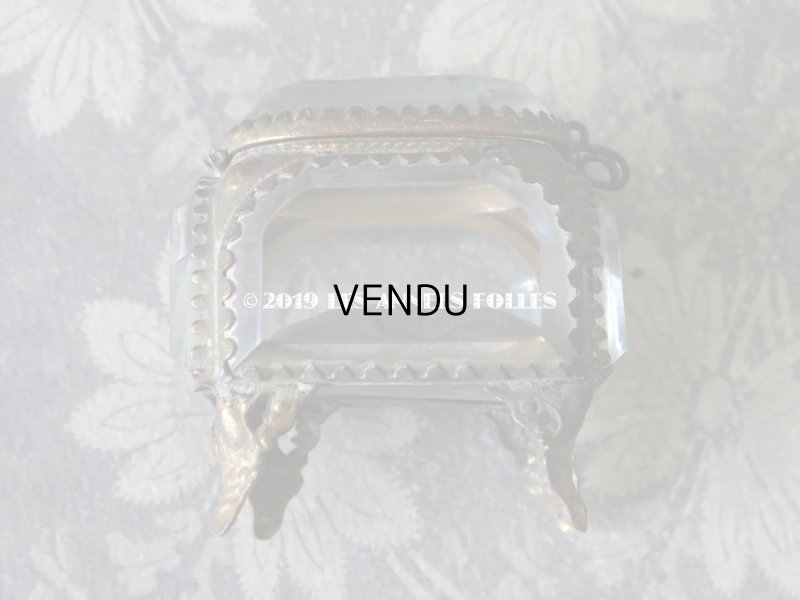 画像7: アンティーク 小さなジュエリーボックス グレイッシュブルーのシルク製クッション