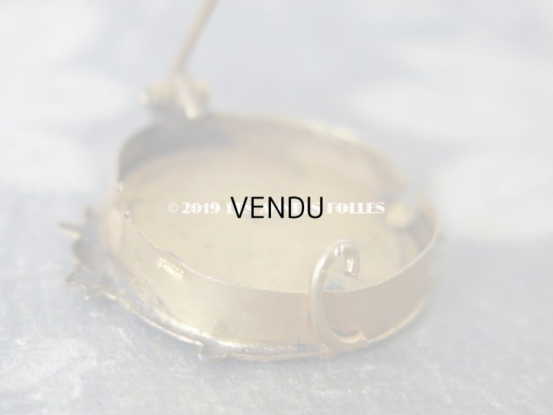 画像8: アンティーク 薔薇のフォトフレームのブローチ ゴールドプレート 刻印入り