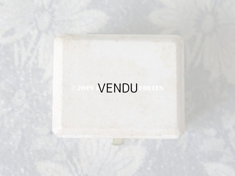 画像3: アンティーク ジュエリーボックス 金彩入り オフホワイト 