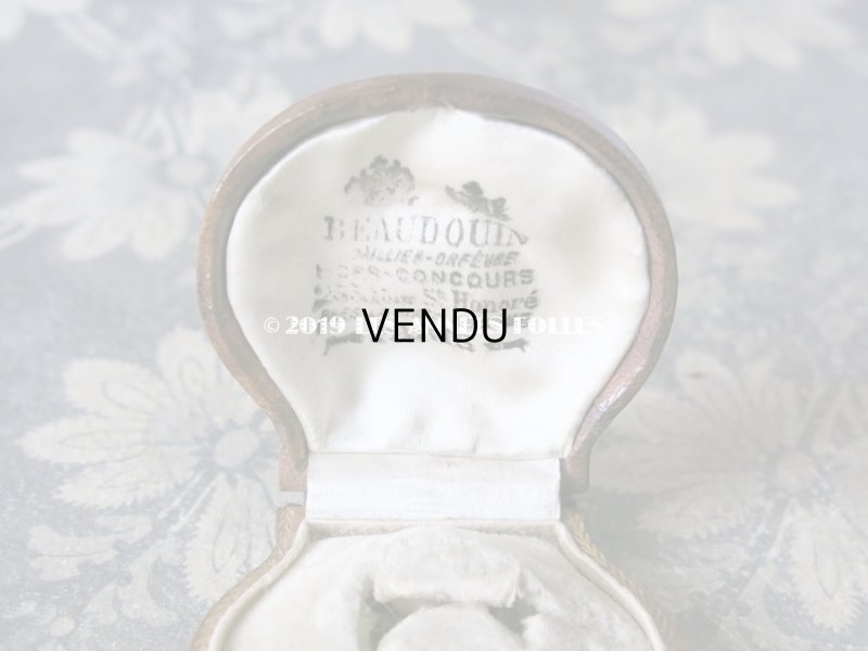 画像3: 19世紀 アンティーク 本革製 ジュエリーボックス 金彩入り ブラウン リングボックス