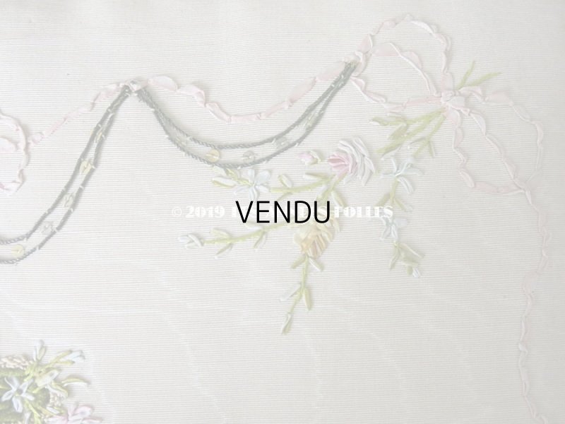 画像8: 1900年代 アンティーク リボン刺繍 大きなカルトナージュボックス　