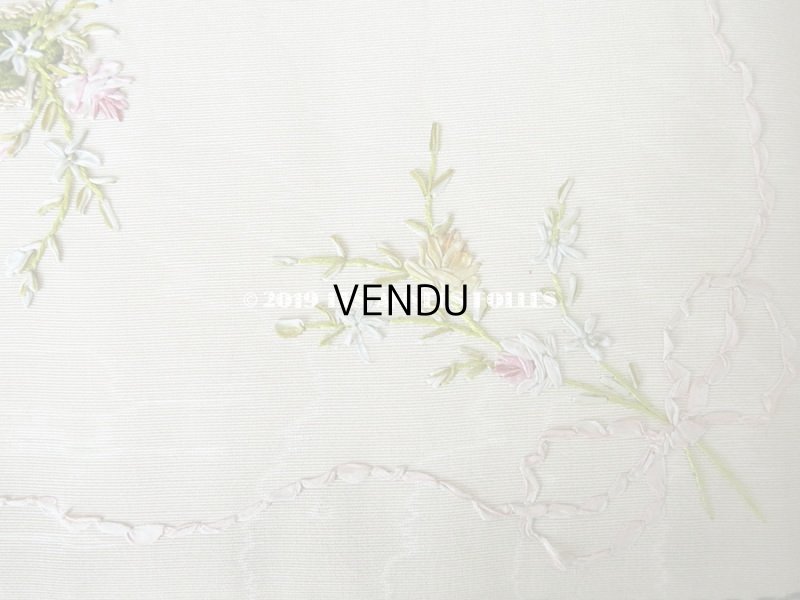 画像9: 1900年代 アンティーク リボン刺繍 大きなカルトナージュボックス　