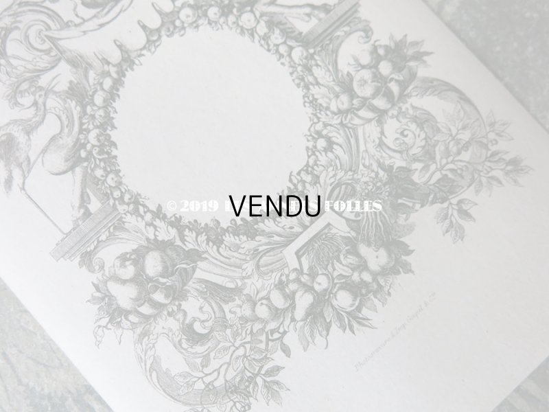 画像4: 19世紀 アンティーク メニューカード 栗鼠&フルーツのガーランド