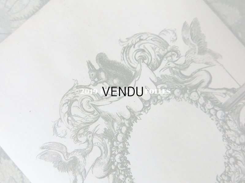 画像3: 19世紀 アンティーク メニューカード 栗鼠&フルーツのガーランド