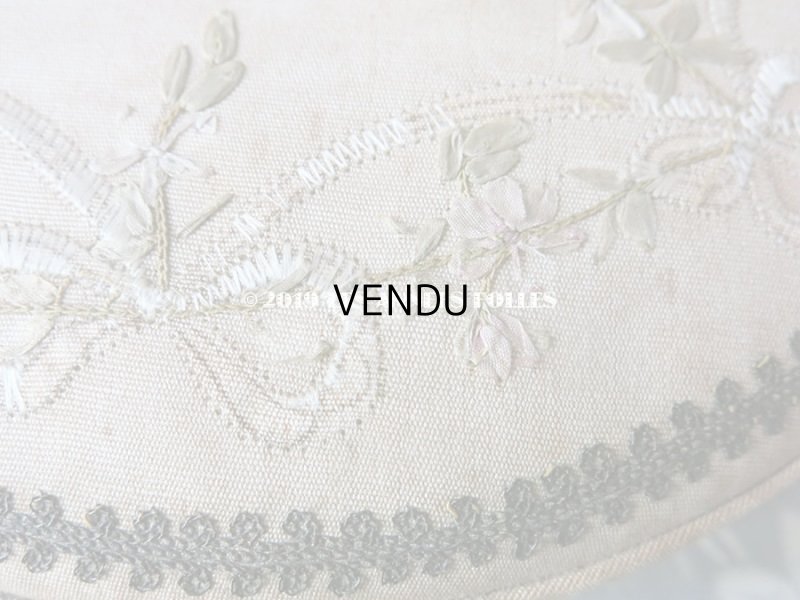 画像11: アンティーク リボン刺繍のお菓子箱 リボンと薔薇のガーランド ドラジェ & チョコレート