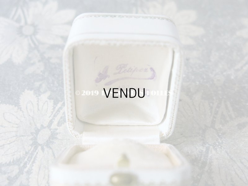 画像8: アンティーク ジュエリーボックス 金彩入り オフホワイト リングボックス