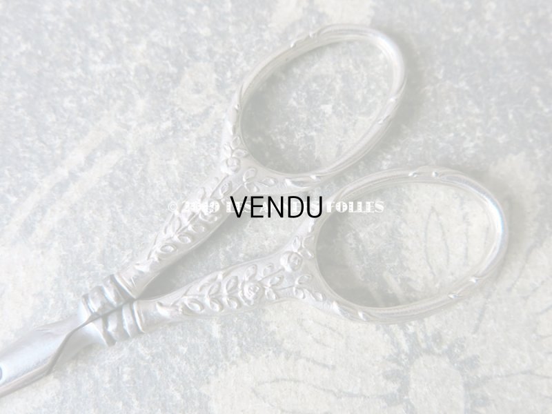 画像10: 1900年代 アンティーク シルバー製 薔薇の裁縫道具セット 