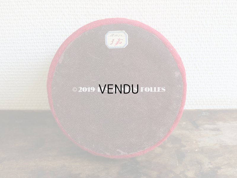 画像4: 1900年代 アンティーク ベルベットの台座 赤　ラウンド型