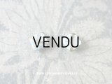 【9周年セール対象外】 アンティーク 極小 エナメルボタン 花模様 7mm  2ピースのセット ホワイト