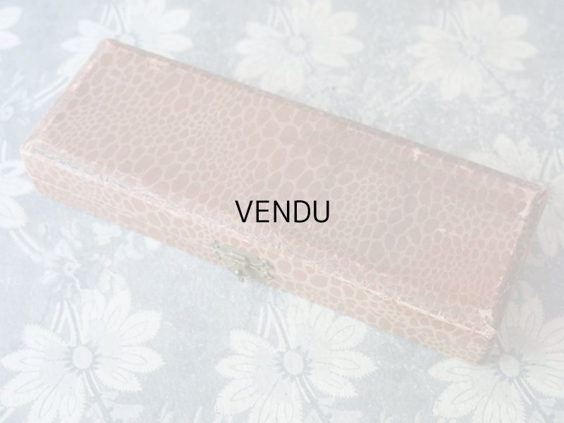 画像3: アンティーク レタリングセット リボンが結ばれたメダイヨン ペン軸 & ブックマーク・レターオープナー & シーリングスタンプ