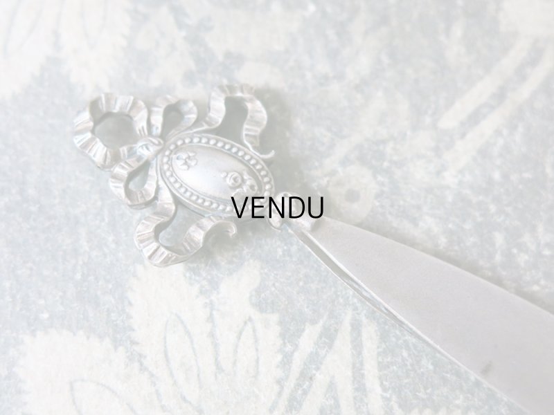 画像13: アンティーク レタリングセット リボンが結ばれたメダイヨン ペン軸 & ブックマーク・レターオープナー & シーリングスタンプ