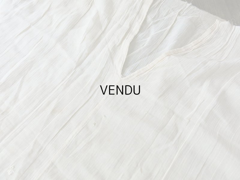 画像4: 1900年代 アンティーク  ドレスの裾  淡いピンクの薔薇の刺繍入り