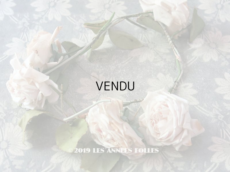 画像1: アンティーク 淡いピンクの薔薇のリース