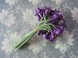 画像2: アンティーク 紫の花のコサージュ 布花 (2)