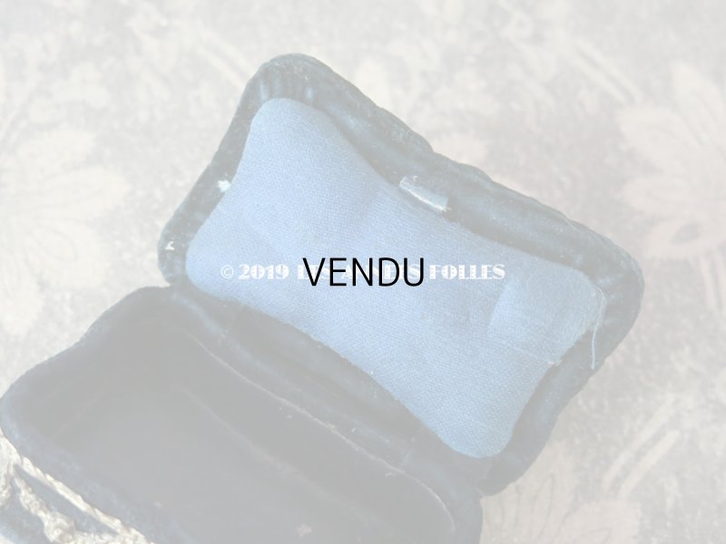 画像8: 1900年代 アンティーク ピンクッション付 ニードルケース 薔薇のガーランド 小さな裁縫箱 - AU PRINTEMPS -