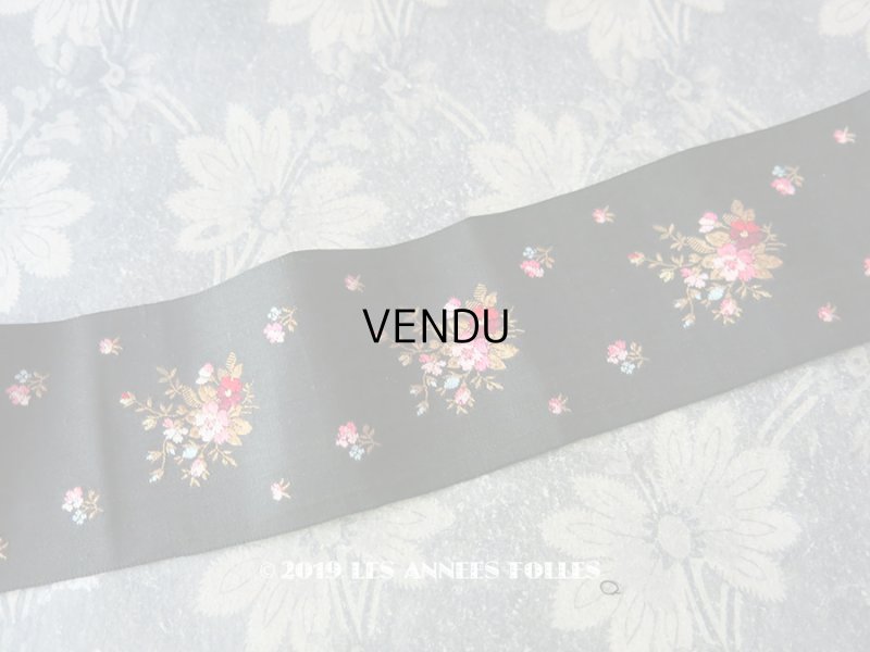 画像1: 19世紀 アンティーク シルク & コットン製 リボン 花模様の刺繍入り 53cm
