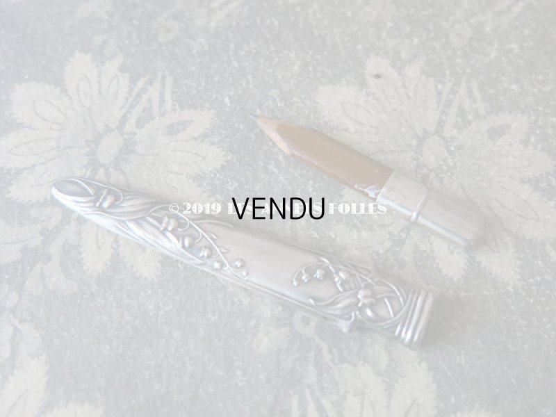 画像9: アンティーク レタリングセット 鈴蘭 ペン軸 & レターオープナー & ペンシルケース - AU BON MARCHE -