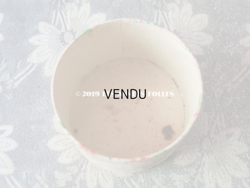 画像9: アンティーク ピンクッション型 【 マルキーズ・ ドゥ・セヴィニエ 】 のお菓子箱 - MARQUISE DE SEVIGNE PARIS -