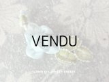 アンティーク 水色の薔薇のロココモチーフ 