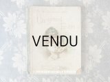 1891年 アンティーク 本　水色のリボンをつけた少女と猫　UN GRAND FAVORI