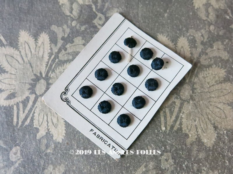 画像1: アンティーク ドール用 シルク製 くるみボタン 極小 7mm  マリンブルー 11〜12ピースのセット