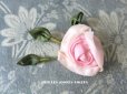 画像1: アンティーク 淡いピンクの薔薇のロココモチーフ  (1)