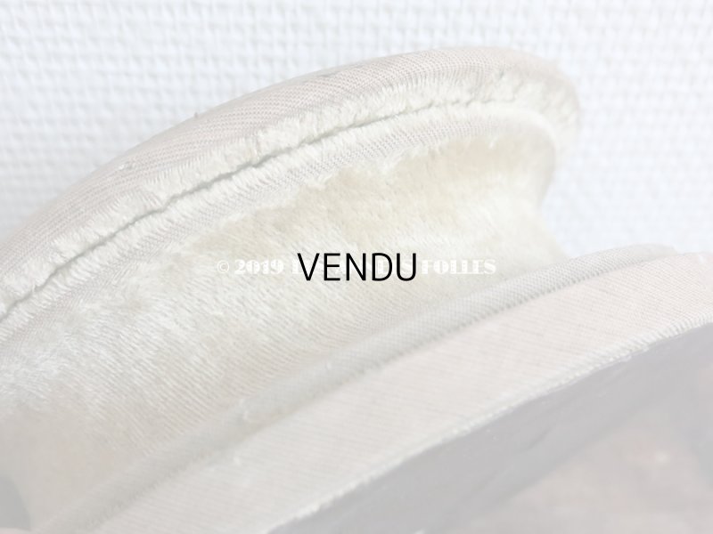 画像3: アンティーク ベルベットの台座 オリーブグリーン　ラウンド型　オリジナルラベル付