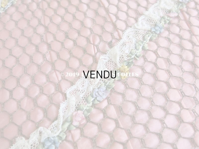 画像12: 1900年代 アンティーク 大きなカルトナージュボックス 薔薇のロココトリム＆レースの装飾 オールドローズ