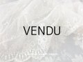 アンティーク 小さなポンポン付 幅広レース