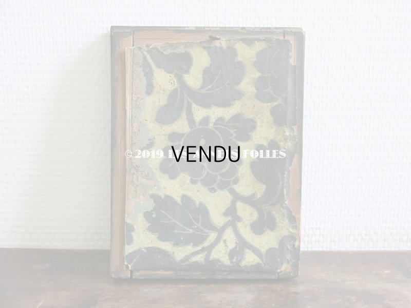 画像3: 19世紀 アンティーク 小さなガラスのフレーム入り コミュニオンのカニヴェ 初聖体