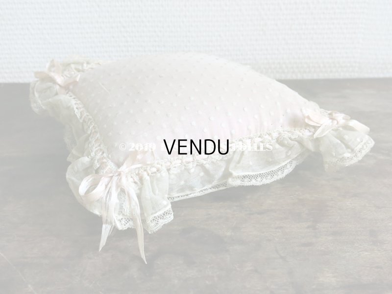 画像7: 1900年代 アンティーク ピンクのリボンが結ばれた ピンクッション